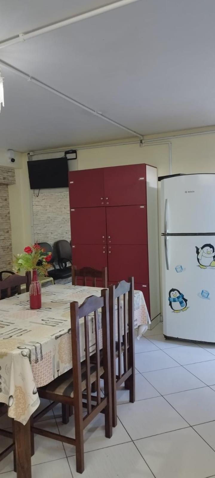 Hostel Em Brusque - Para Quem Busca Economia - Otima Localizacao المظهر الخارجي الصورة